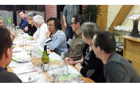 Les Membres du Bureau au resto....